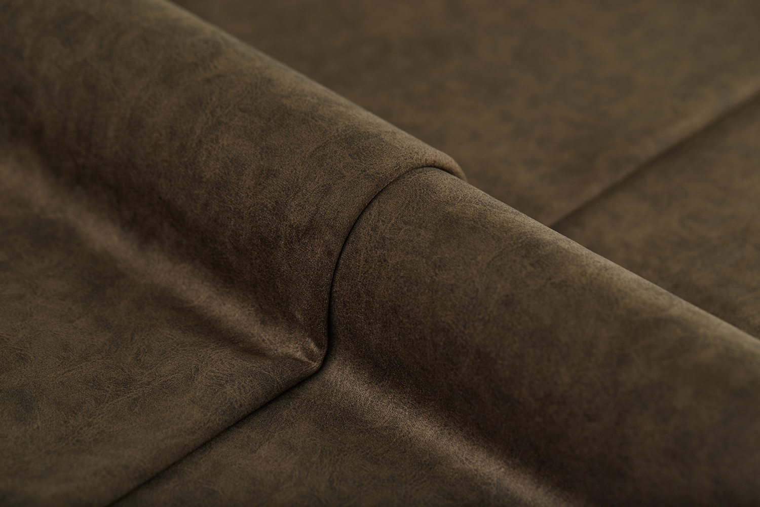 Camel 08 Dark Chesnut